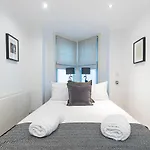 Lovely Flat In Chelsea